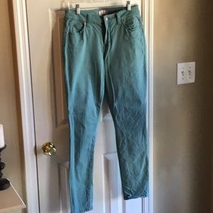 SOLD Cabi Tidal Curvy Skinny Jeans
